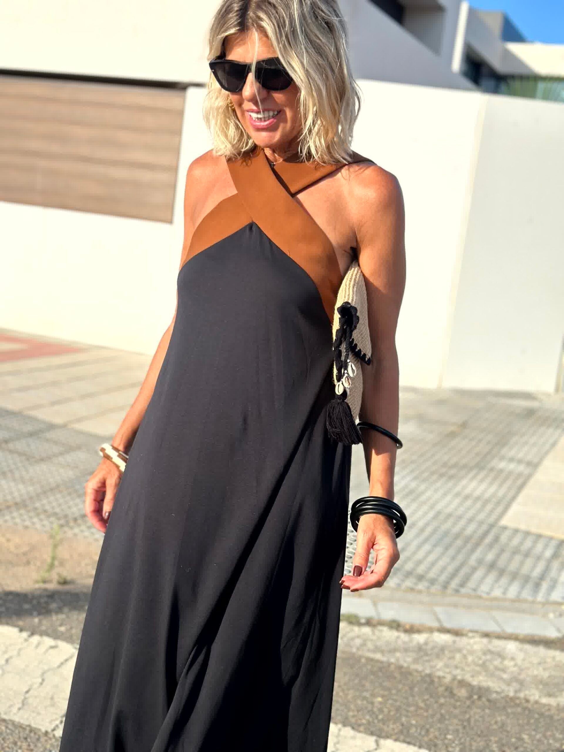 Sienna - Vestido con Escote Cruzado